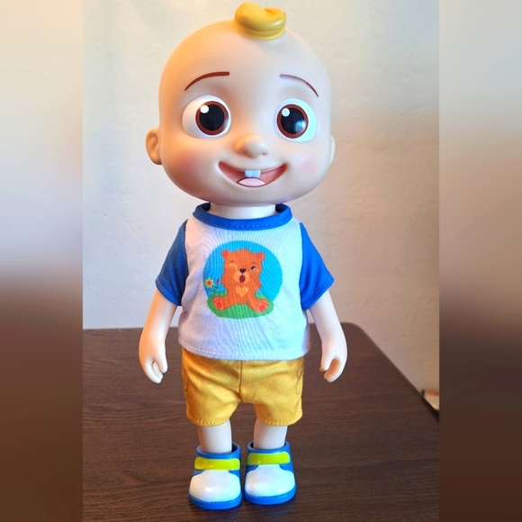 Cocomelon Deluxe Interactive JJ Doll - Picture 1 of 7